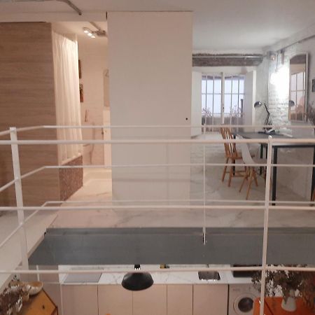 Downtown Loft In A 16Th Century Convent Apartment Севиля Екстериор снимка